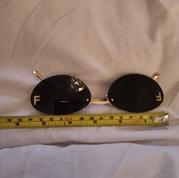 New Oval Black & Gold Sunglasses F Letter Rhinestone Detail Designer Inspired FF - Picture 9 of 9